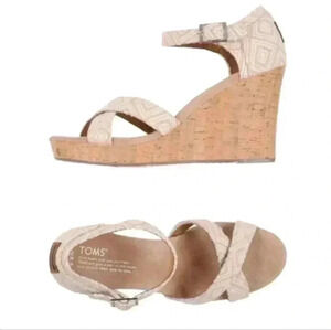 TOM'S Sienna Wedge Sandal Cork Sole Cream Beige Tan Espadrille Women's size 8.5